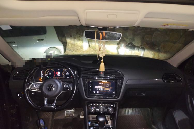 Used Volkswagen Tiguan L 2021 330TSI Automatic Two-Wheel Drive R-Line Enhanced Edition
