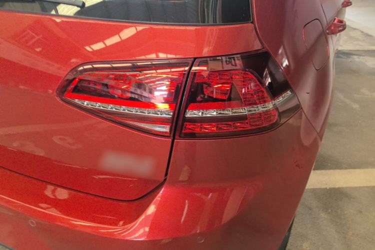 Used Volkswagen Golf 2017 230TSI Automatic Comfort Edition – Celebrating Milestone of One Million Units
