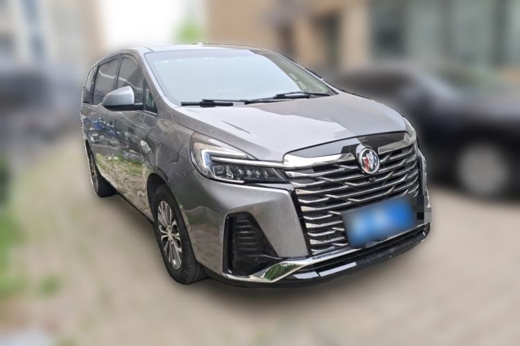 Used Buick GL8 2022 Land Cruiser Executive Class 652T Comfort Model Front Right 45 Deg