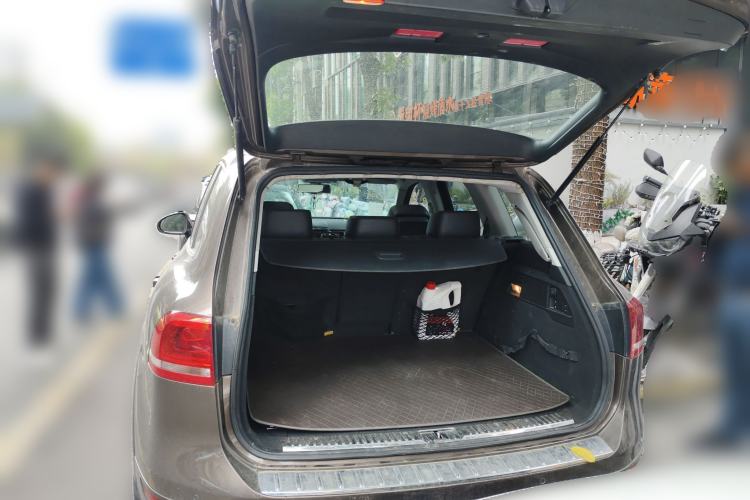 Used Volkswagen Touareg 2011 3.0 TSI Standard Version