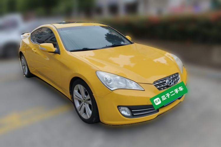 Used Hyundai Genesis Coupe 2009 2.0T Automatic Deluxe Edition Front Right 45 Deg