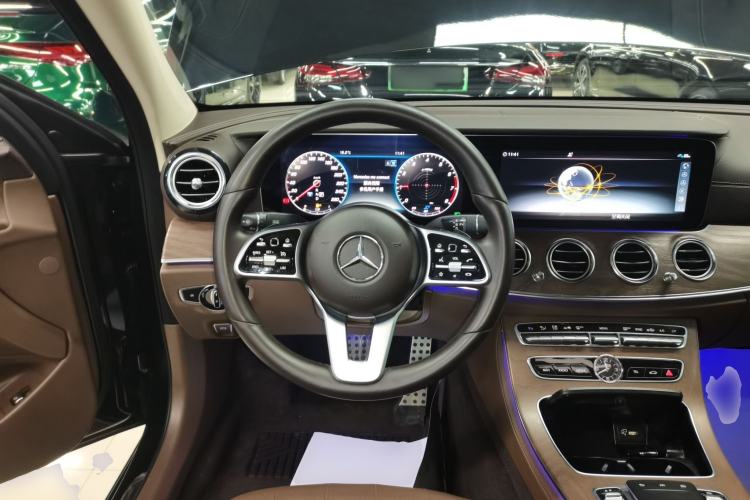 Used Mercedes-Benz E-Class 2020 E 300 L Luxury Model Steering Wheel