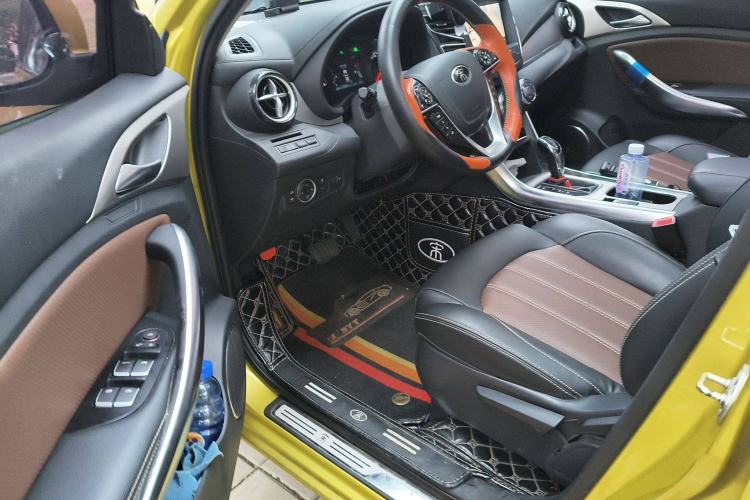 Used BYD Song 2016 GaiShi Edition 1.5TID Automatic Elite Model
