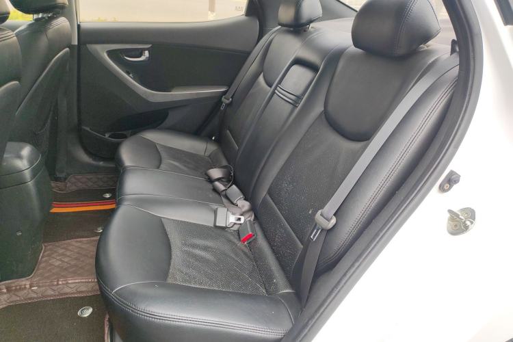 Used Hyundai Elantra (5th Generation / Langdong) 2015 1.6L Manual Leading Model Left Rear Seat
