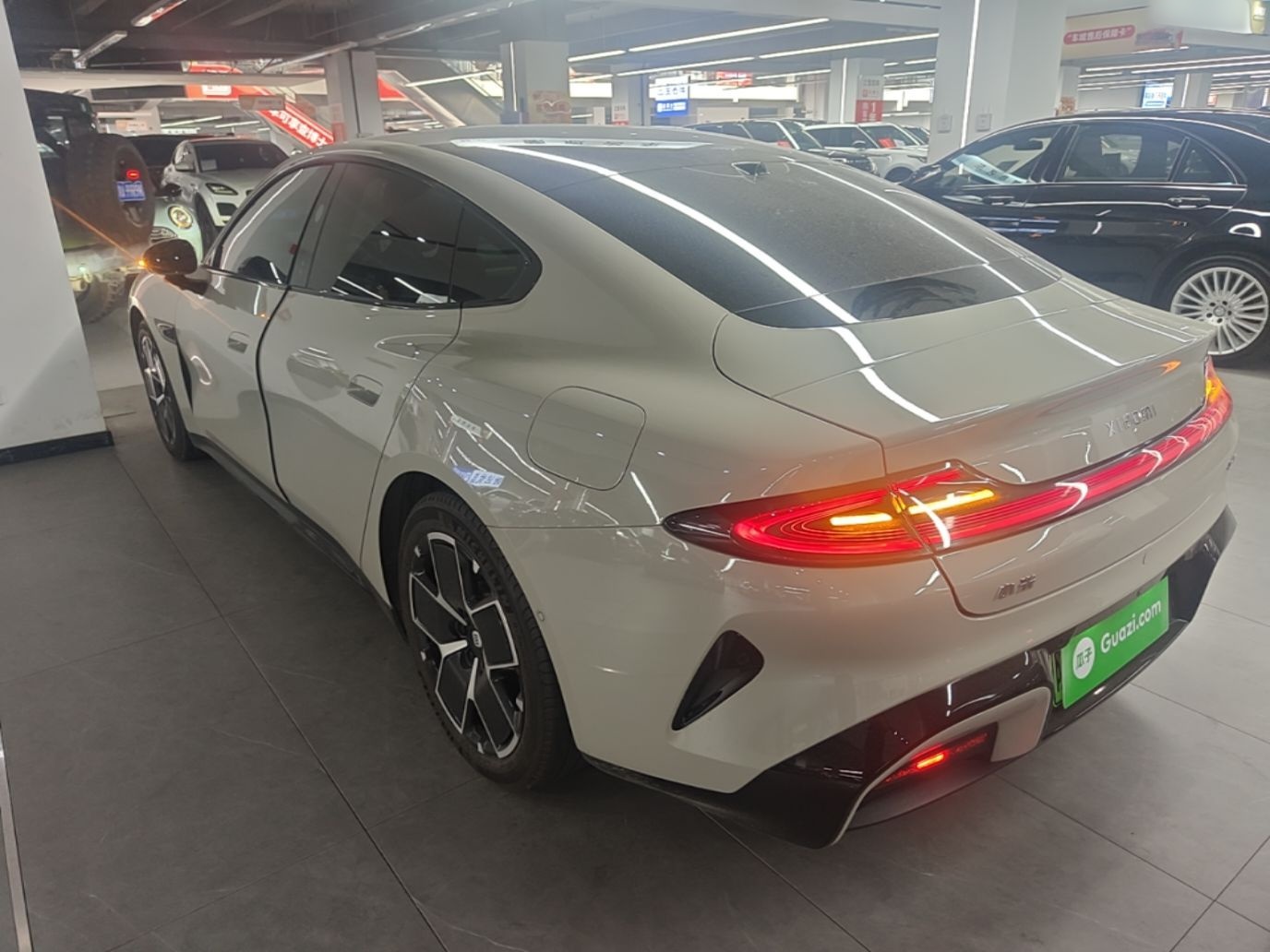 Xiaomi Auto SU7 2024 Rear-Drive Long-Range Intelligent Driving Version — снимка 13