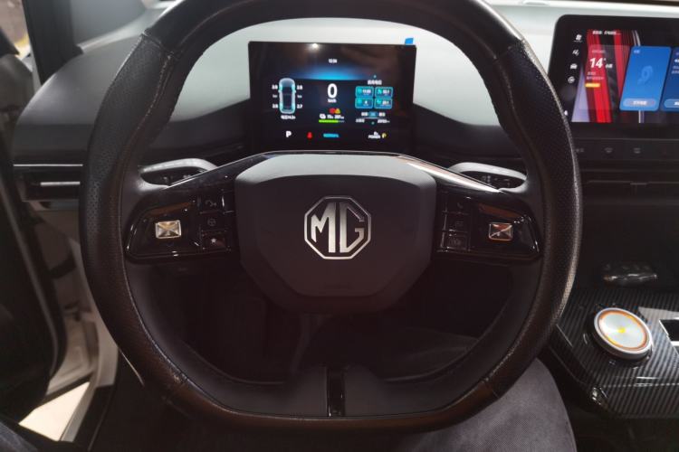 Used MG 4 EV 2022 425 km Luxury Edition Steering Wheel