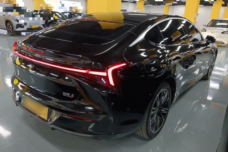 Used NETA S 2023 All-Electric 520 km Range Rear-Drive Version
