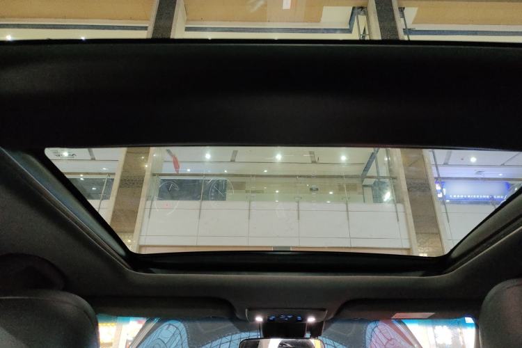 Used Toyota Avalon 2019 Dual-Engine 2.5L XLE Prestige Version China VI Standard