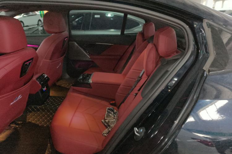 Used BMW 5 Series 2025 525Li M Sport Package