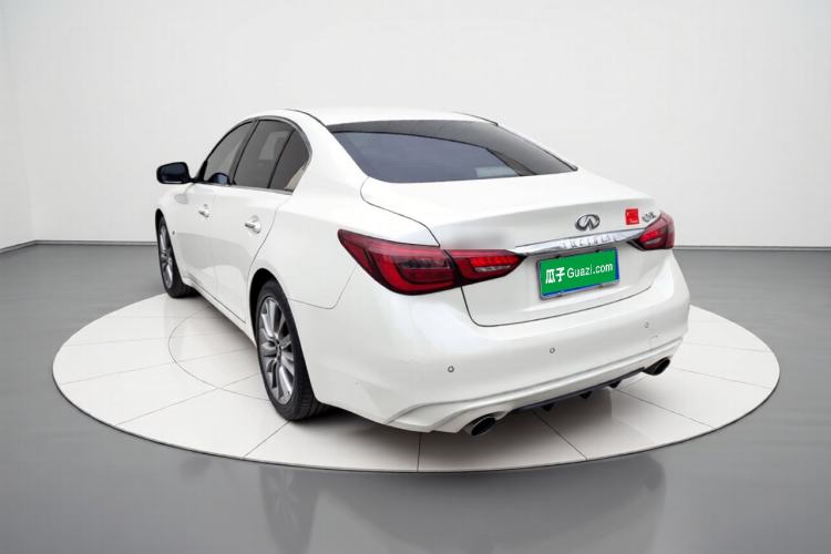 Used Infiniti Q50L 2018 2.0T Enjoyment Version China VI Standard
