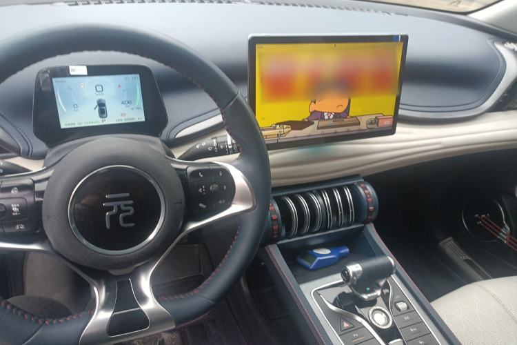 Used BYD Yuan PLUS 2023 Champion Edition 510KM Superior Model Center Console