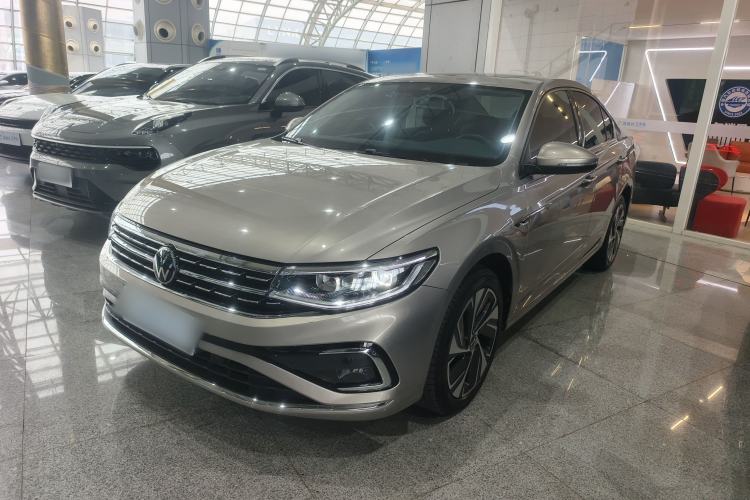 Used Volkswagen Bora 2023 300TSI DSG Prestige Edition