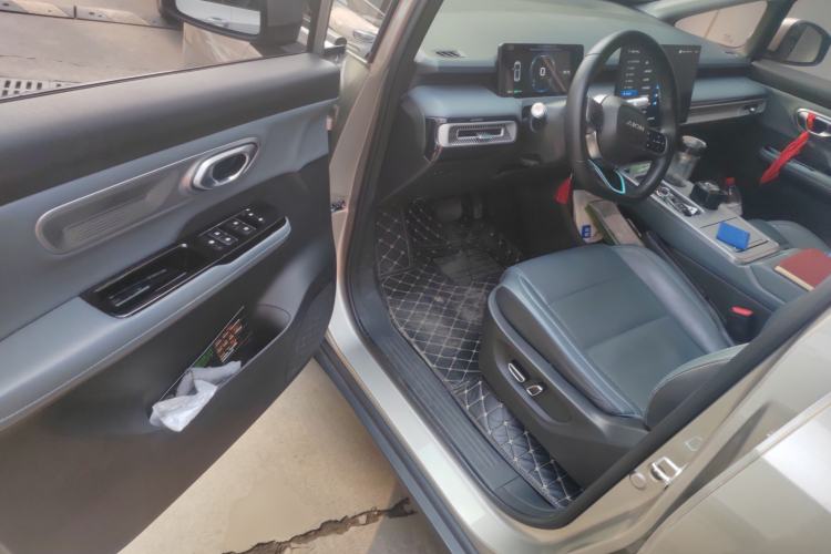 Used AION Y 2023 Plus 510 Smart Edition