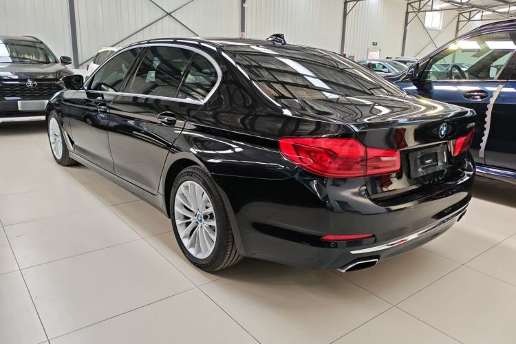 Used BMW 5 Series New Energy 2019 530Le Luxury Package Rear Left 45 Deg