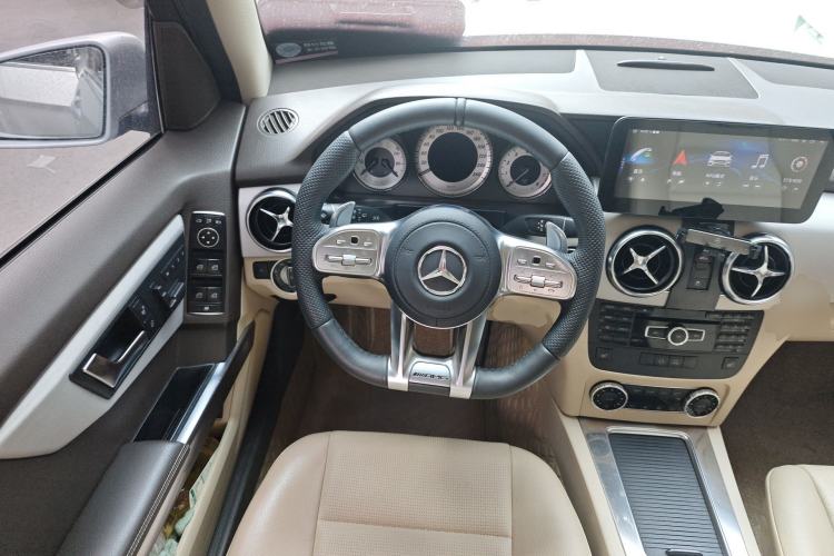 Used Mercedes-Benz GLK-Class 2013 GLK 300 4MATIC Fashion Model
