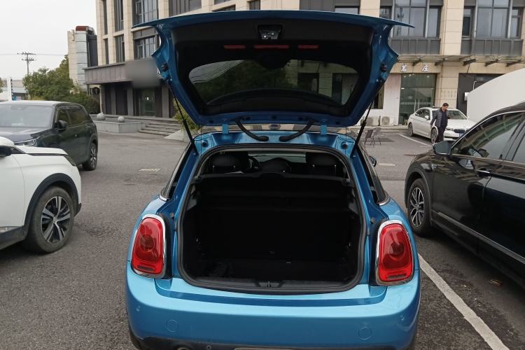 Used MINI MINI 2015 1.5T COOPER Fun Five-Door Edition
