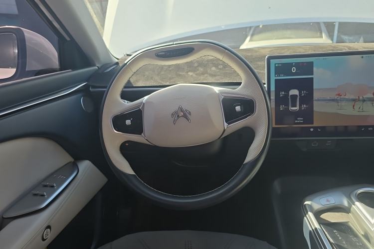 Used ARCFOX Alpha T5 2024 520 PRO Steering Wheel