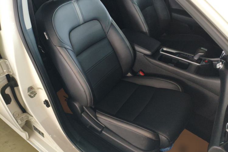 Used Nissan Sylphy 2021 1.6L XL CVT Enjoyment Edition Right Front Seat