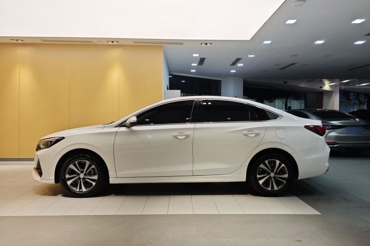 Used Changan Eado 2023 Changan Edition PLUS Blue Whale NE 1.4T GDI DCT Prestige Version
