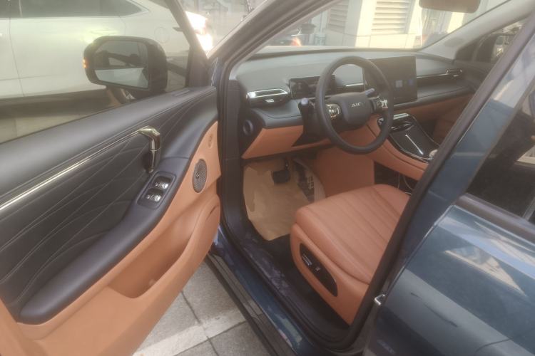 Used AION V 2024 Aion Tyrannosaurus 520 Smart Luxury Edition