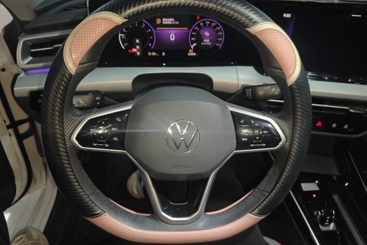 Used Volkswagen Lamando 2023 Lavida L 280TSI DSG Cool & Spicy Edition