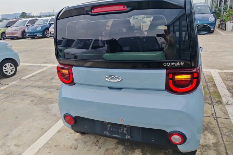Used Chery New Energy QQ Ice Cream 2022 170km Sundae Phosphate Lithium-Ion