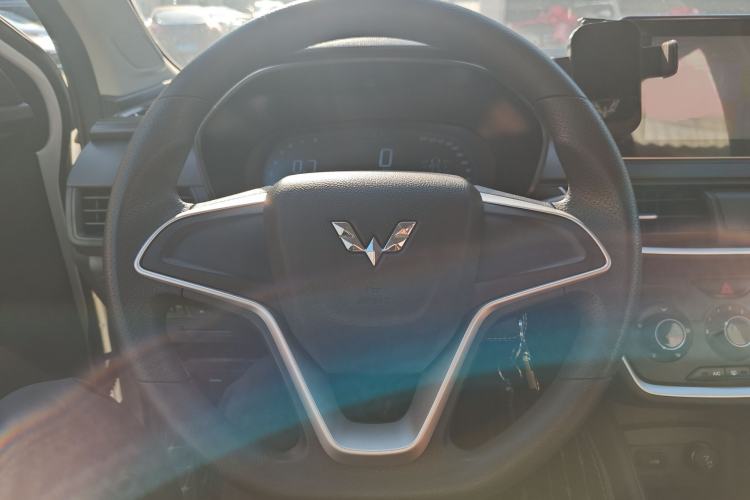 Used Wuling Hongguang S3 2019 1.5L Manual Comfort Model China VI Standard
