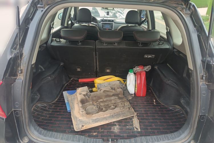 Used Haval H6 2013 Sport Edition 1.5T Manual Two-Wheel Drive Prestige Model
