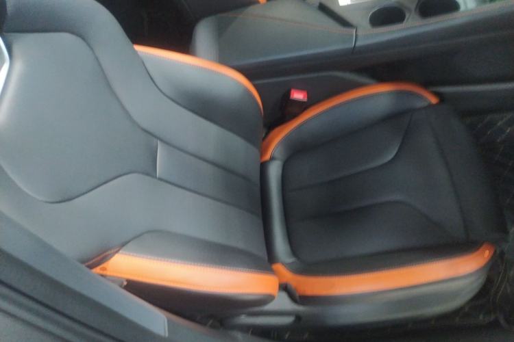 Used CHANGAN UNI-V 2023 1.5T Premium Model
