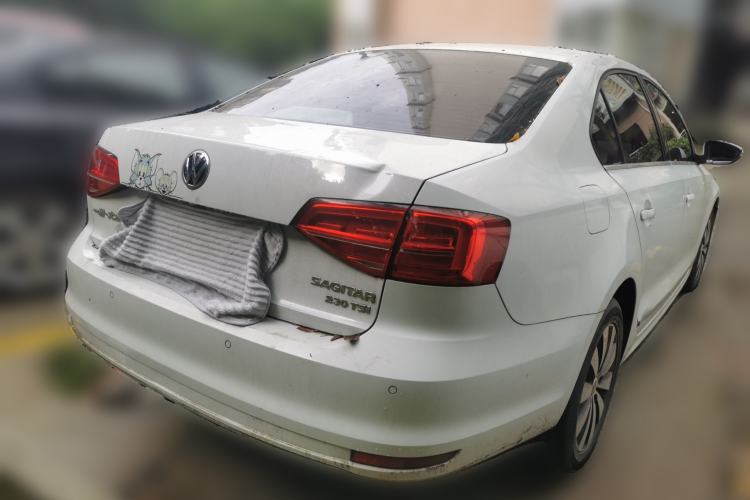 Used Volkswagen Sagitar 2017 230TSI Automatic Comfort Version Rear Right 45 Deg