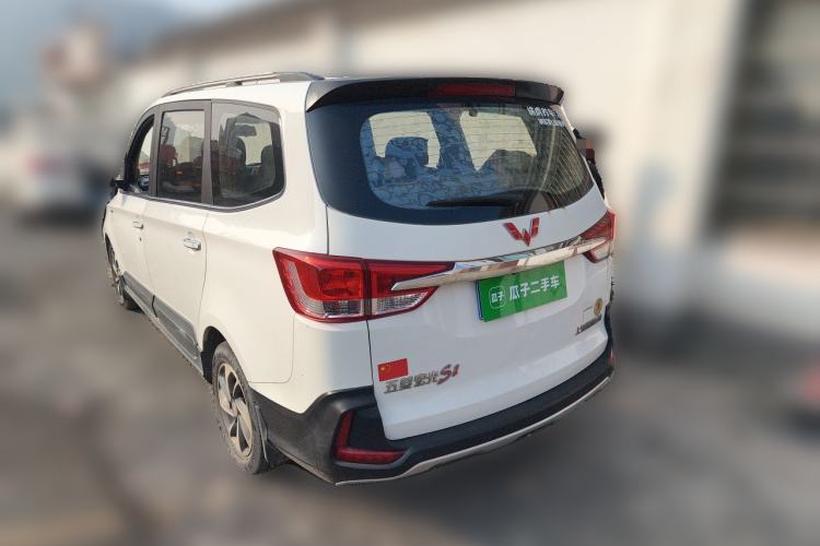 Used Wuling Hongguang 2016 1.5L S1 Deluxe Model China V-standard
