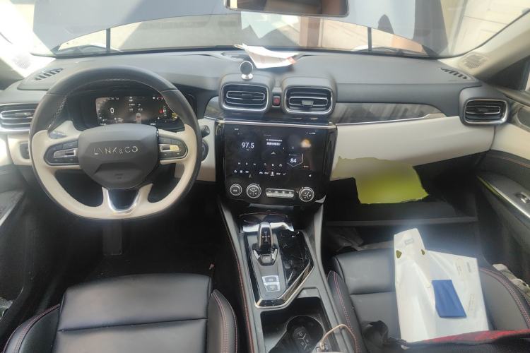 Used Lynk & Co 02 2022 1.5T DCT Shine Plus
