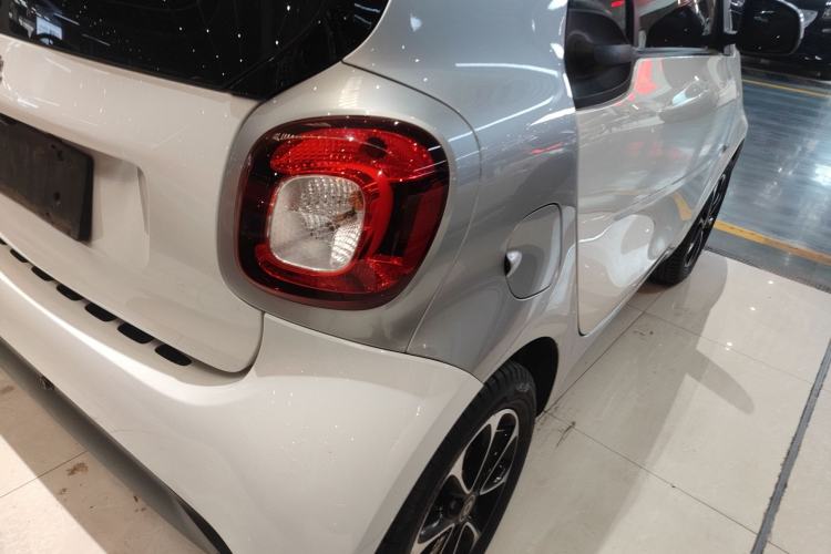 Used smart fortwo 2015 1.0L 52 kW Hardtop Passion Edition