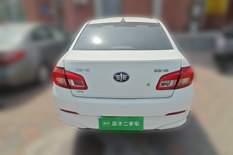 Used FAW Weizhi V5 2013 1.5L Manual Entry-Level Model China IV Standard Rear