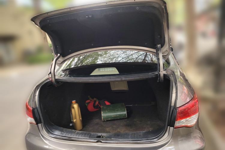 Used Nissan Sylphy 2009 1.6XE Automatic Comfort Edition Trunk