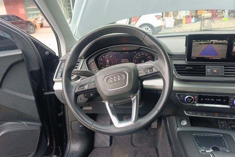 Used Audi Q5L 2018 40 TFSI Prestige Fashion Edition China VI Steering Wheel