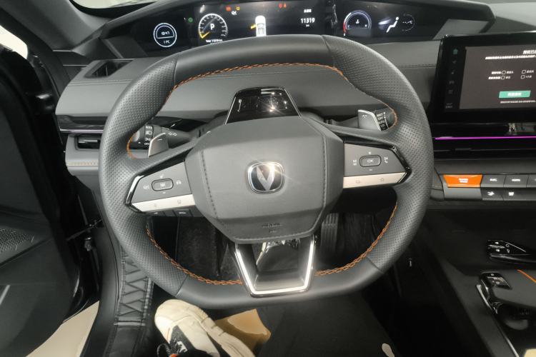Used Changan UNI-V 2024 1.5T Prestige Edition
