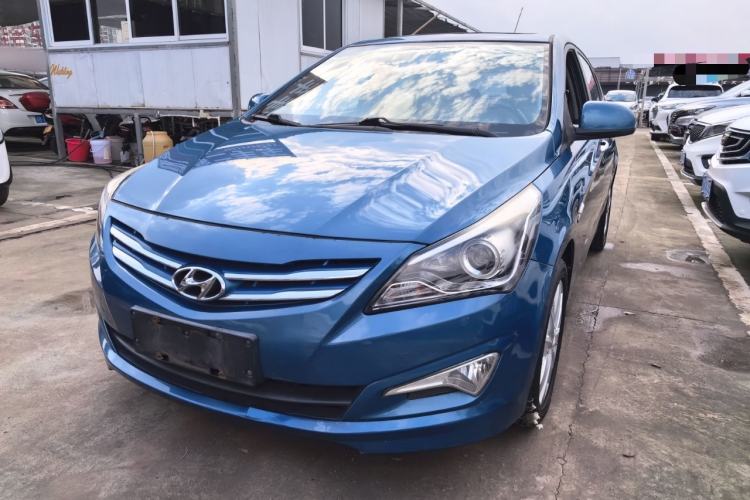 Used Hyundai Verna Ray 2014 1.4L Automatic TOP