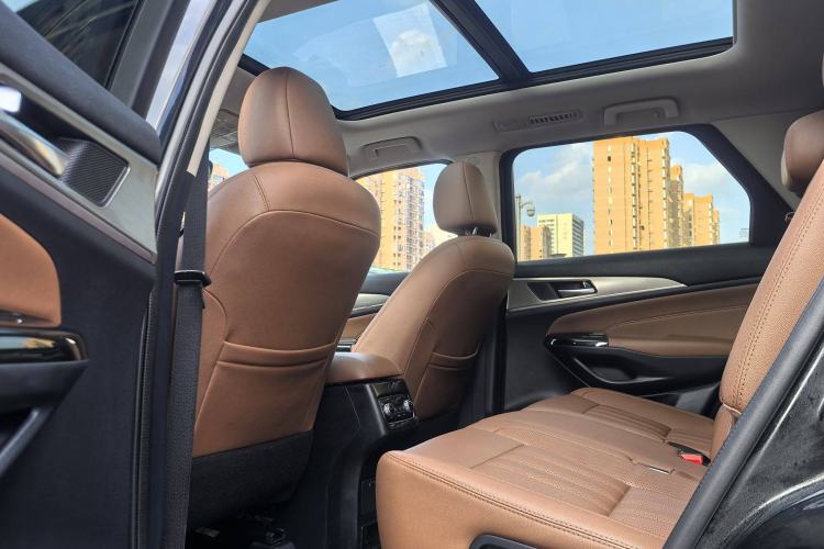 Used Changan CS95 2017 2.0T Two-Wheel Drive Zhituo Edition