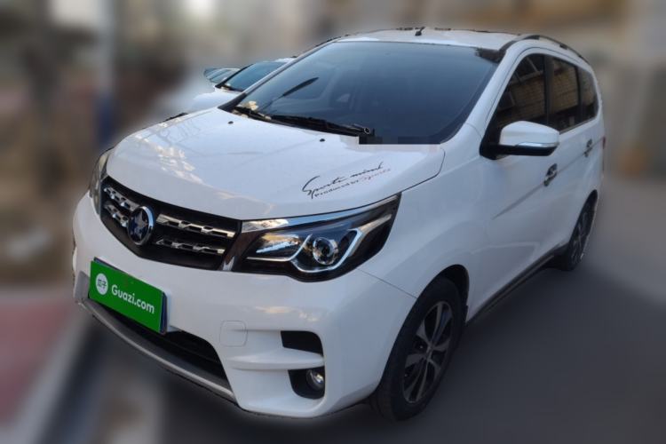 Used Venucia M50V 2017 1.6L XL CVT Luxury Edition