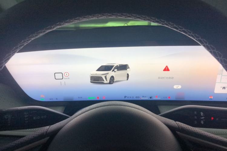 Used Buick GL8 New Energy 2026 Model Lu Zun Prestige Edition
