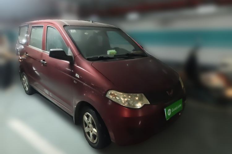 Used Wuling Hongguang 2013 1.5L Base Version Front Right 45 Deg
