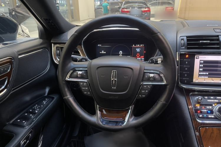 Used Lincoln Continental 2017 2.0T Two-Wheel-Drive Luxury Edition