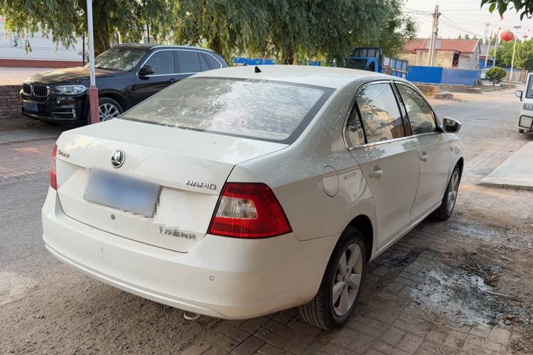 Used Skoda Rapid 2016 1.4L Manual Trend Edition
