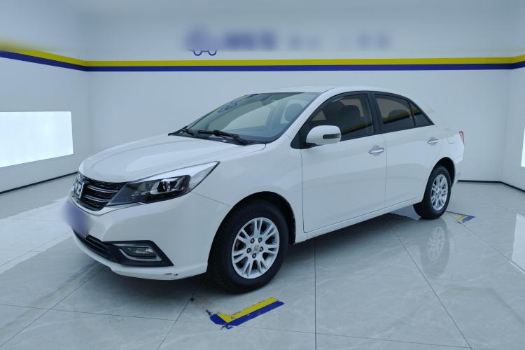 Used Zotye Z300 2016 New Vision 1.5L Manual Entry-Level Model
