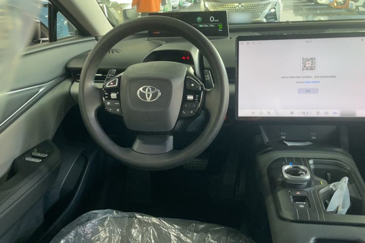 Used Toyota bZ5 2025 Model 550 JOY