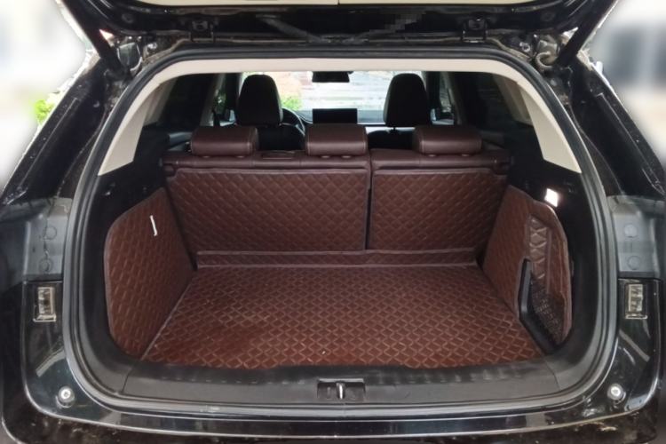 Used Wey VV6 2020 2.0T Two-Wheel Drive Smart Enjoyment+ Trunk