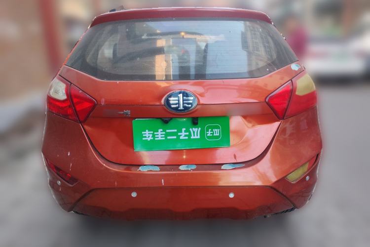 Used FAW Xiali N7 2013 1.3L Manual Luxury Model
