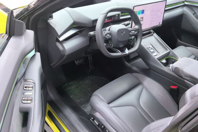 Used XPeng P7 2025 Model—820 Ultra Long Range Ultra
