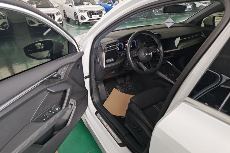 Used Audi A3 2024 Sportback 35 TFSI Fashionable Sports Model
